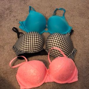 Bundle of 4 bras